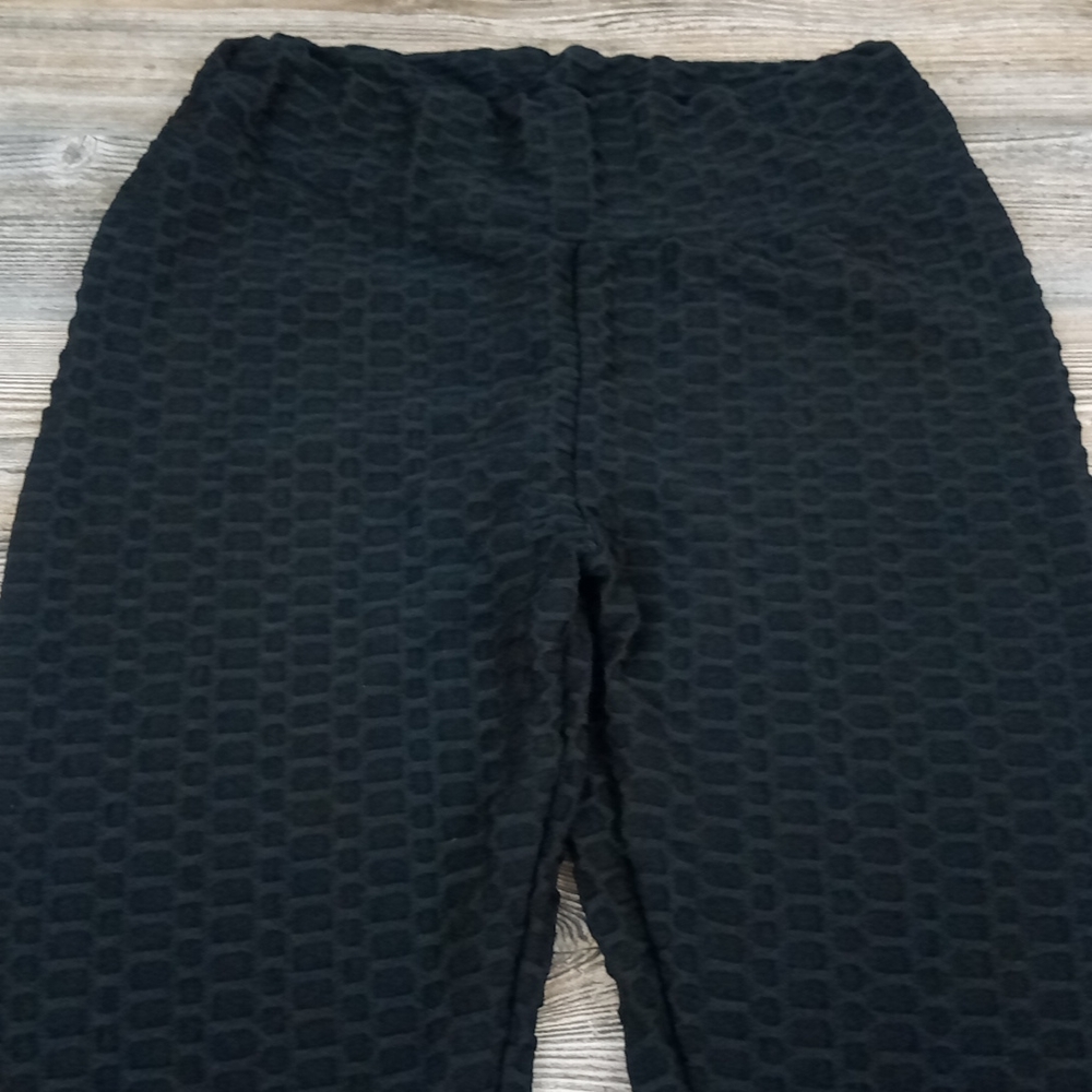 Solid Black Textured Stretchy Fitted Tik Tok Styl… - image 5